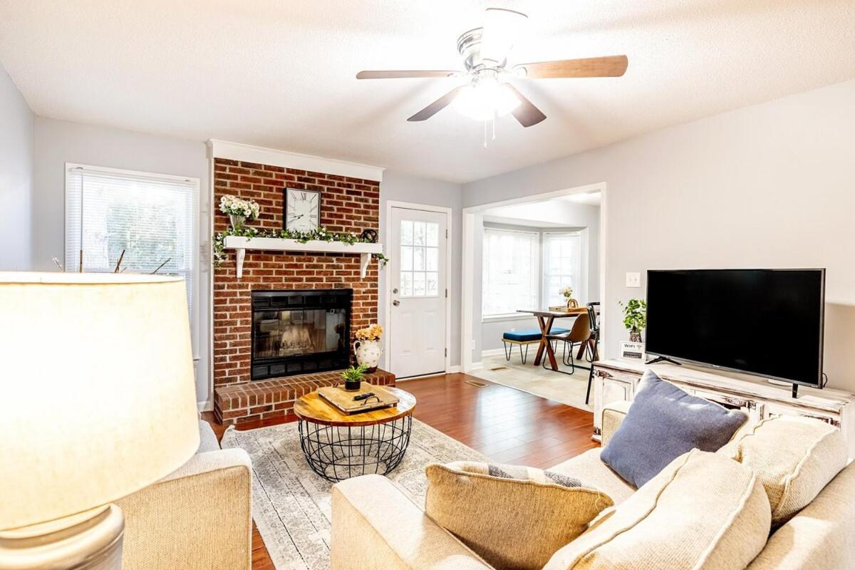 The Cliffdale Cottage Fayetteville Exterior foto
